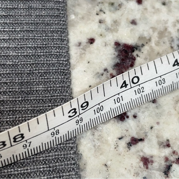 Tommy Hilfiger Embellished Heart Sweater Dress Size Large Gray Red Blue - Picture 9 of 10